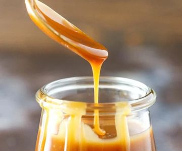 How to Make Homemade Caramel Sauce for Desserts
