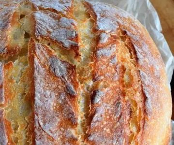How to Bake the Best Crusty Artisan Bread in a Dutch Oven | Step-by-Step Guide