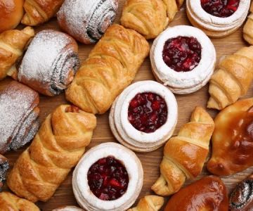 7 Delicious Pastry Recipes Every Baker Should Try – Mouthwatering Ideas for Beginners and Pros