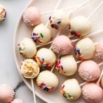 How to Make the Best Homemade Cake Pops