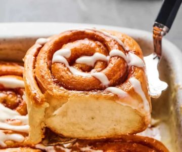 How to Make Homemade Cinnamon Rolls Like a Bakery