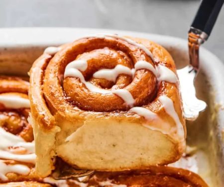 How to Make Homemade Cinnamon Rolls Like a Bakery