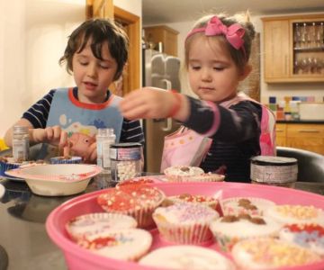 How to Bake with Kids and Make It Fun for the Whole Family