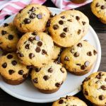 How to Bake Delicious Chocolate Chip Muffins: Easy Recipe for Sweet Treats