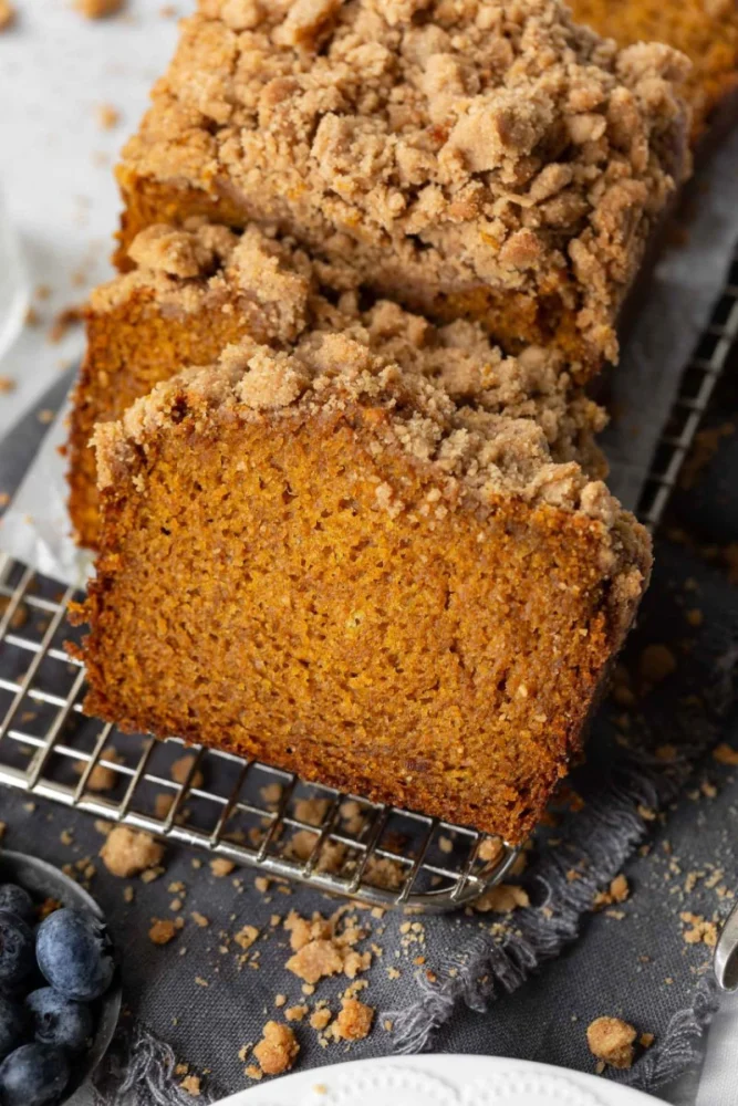 How to Make the Perfect Pumpkin Bread with Cinnamon Streusel