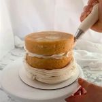 How to Master the Art of Cake Decorating in 5 Easy Steps