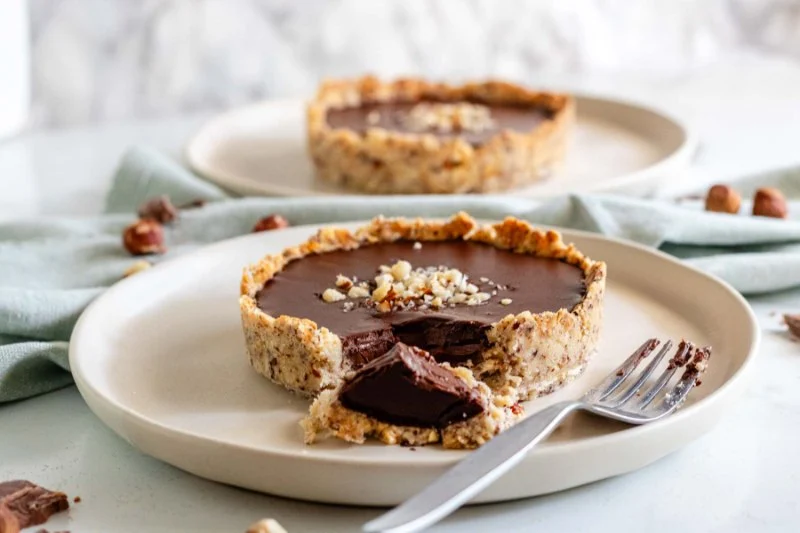 How to Make Delicious Chocolate Hazelnut Tartlets: A Step-by-Step Guide