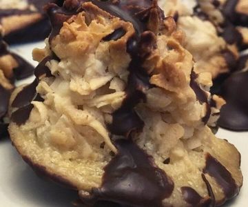 How to Make the Best Coconut Macaroons with Dark Chocolate