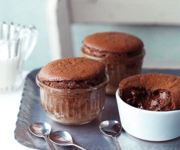 How to Make Bakery-Style Chocolate Soufflés That Rise Perfectly