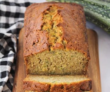 How to Make Bakery-Style Zucchini Bread with a Moist, Fluffy Texture