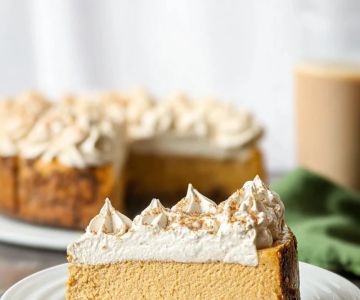 How to Make Bakery-Style Pumpkin Cheesecake with a Gingersnap Crust