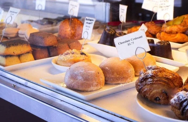 What’s the Difference Between a Bakery and a Patisserie? Here’s What You Need to Know