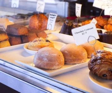 What’s the Difference Between a Bakery and a Patisserie? Here’s What You Need to Know