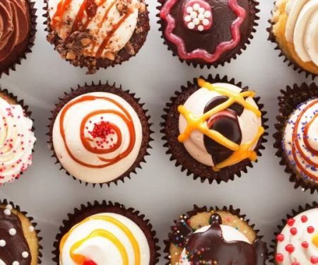 The History of Cupcakes: From Simple Treat to Bakery Staple