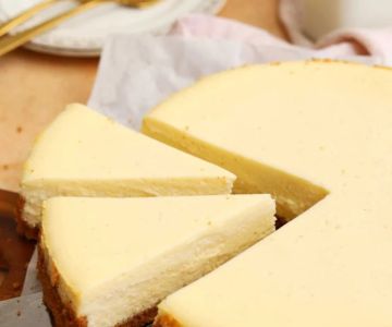 How to Make the Perfect Bakery-Style Cheesecake