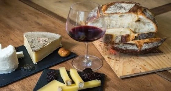 The Best Bakery Breads to Pair with Wine and Cheese