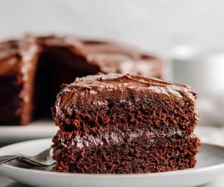 How to Make Bakery-Style Vegan Chocolate Cake Without Dairy