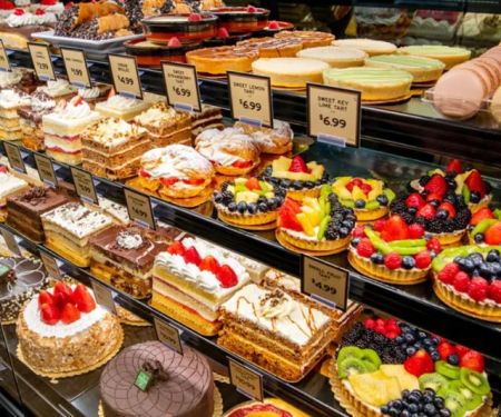 Why You Should Always Choose Fresh, Local Bakery Items Over Packaged Goods