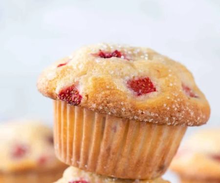 How to Make Homemade Bakery-Style Strawberry Muffins