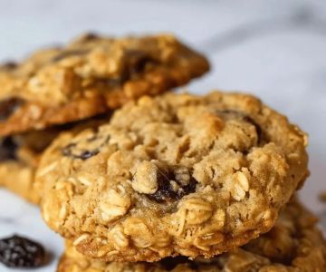 How to Make Bakery-Style Oatmeal Raisin Cookies