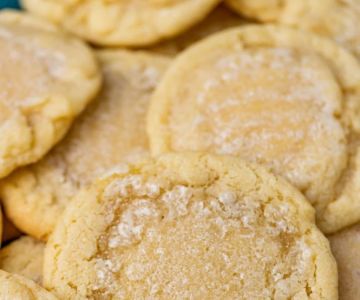 The Secret to Perfect Bakery-Style Sugar Cookies with a Delicate Texture