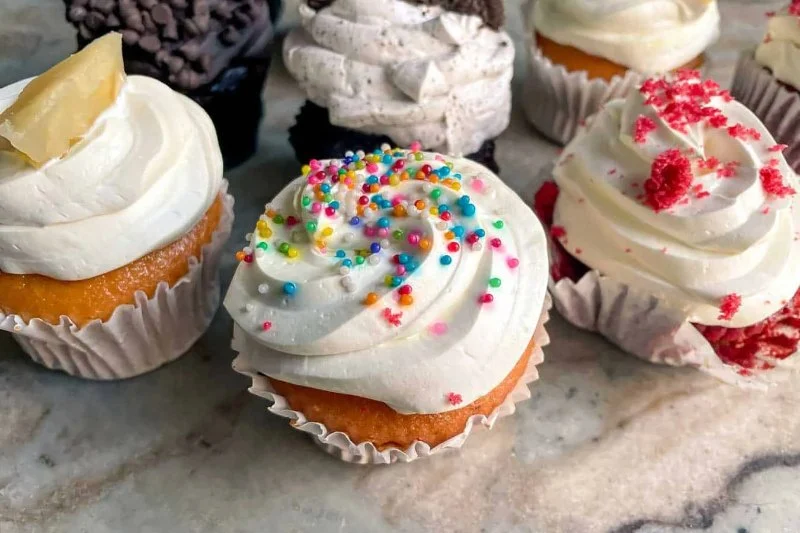 The Ultimate Guide to Understanding the Different Types of Cake Frosting