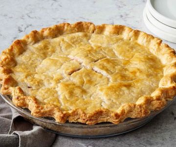 The Secret to Perfectly Flaky Pie Crusts: Tips from Expert Bakers