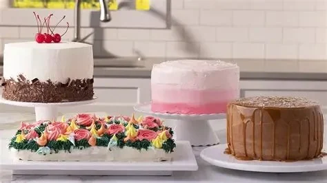 How Do Bakeries Create Such Beautifully Decorated Cakes? Tips from the Pros
