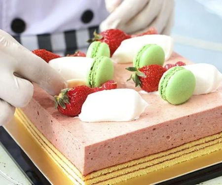 How to Make Your Bakery Desserts Look Instagram-Worthy