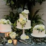 How to Create the Perfect Wedding Cake: Tips from Top Bakery Experts