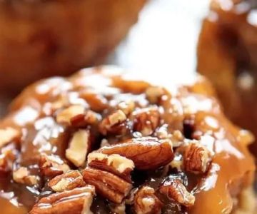 The Secret to Making Bakery-Style Pecan Sticky Buns at Home
