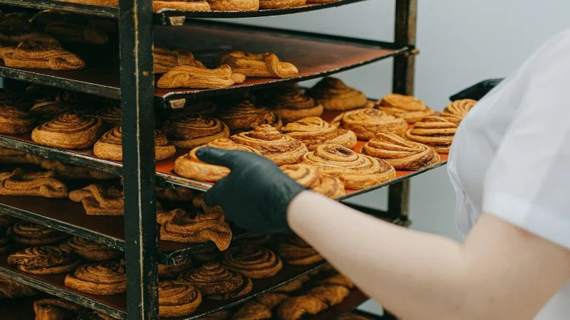 The Sweetest Trends in Modern Bakery Design and Presentation