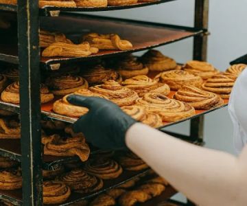 The Sweetest Trends in Modern Bakery Design and Presentation