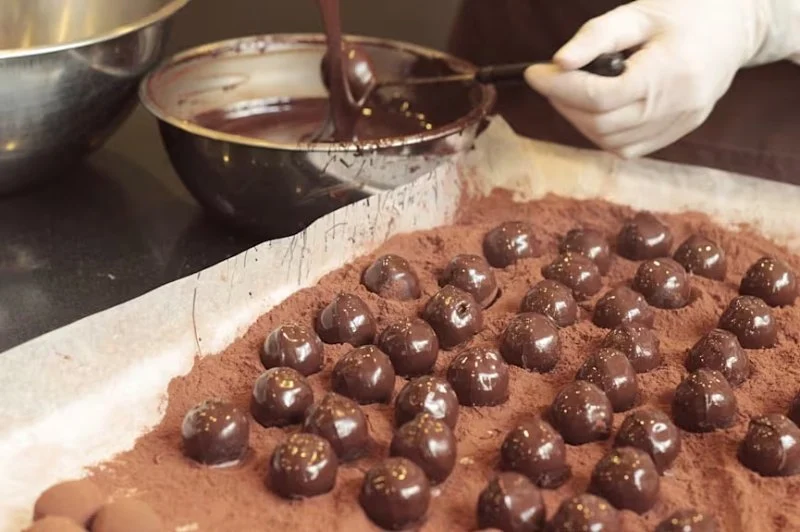 Exploring Artisan Chocolate and the Best Bakeries to Find It