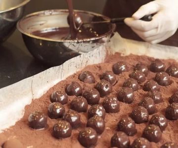 Exploring Artisan Chocolate and the Best Bakeries to Find It