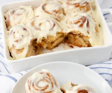 Master the Art of Bakery-Style Cinnamon Rolls with Cream Cheese Icing