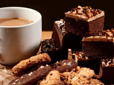Best Bakery Items to Pair with Coffee or Tea for Perfect Flavor Harmony