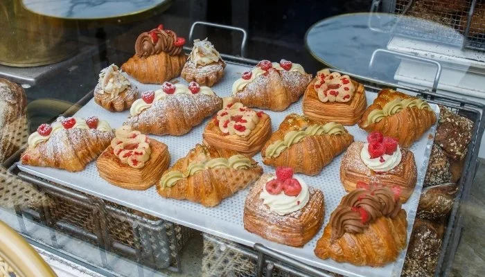 Creative Bakery Design Trends 2026 — Sweet Presentation Ideas