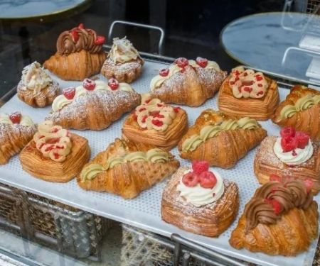 Creative Bakery Design Trends 2026 — Sweet Presentation Ideas