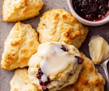 Bakery-Style Scones with a Perfect Golden Crust Guide