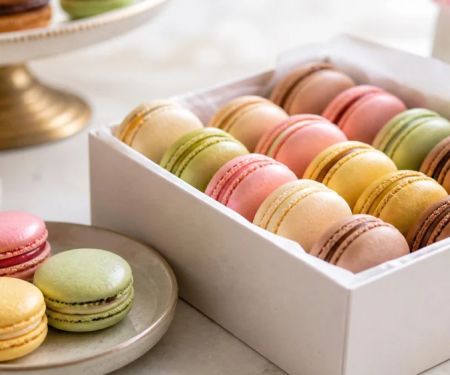 Bakery Macaron Guide: Shells, Fillings, and Freshness